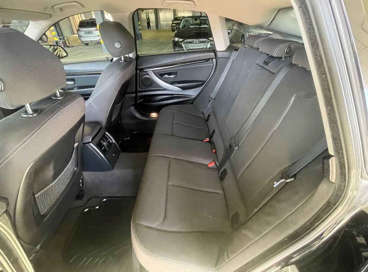Zunanja slika - BMW Serija 3 - Gran Turismo: 320d SPORT LINE NAVI.XSENON.PDC. OGR. SEDE - 20