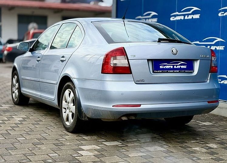 Zunanja slika - Škoda Octavia - 1.9 TDi Ambiente 77 (105) 5-st. - 6