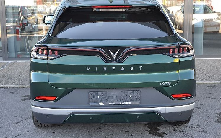 Zunanja slika - Vinfast VF8 - PLUS 4X4 - 5