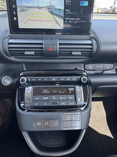 Zunanja slika - Hyundai Inster - 71 kW 42 kWh TREND - SUBVENCIJA  7.200 EUR - 5