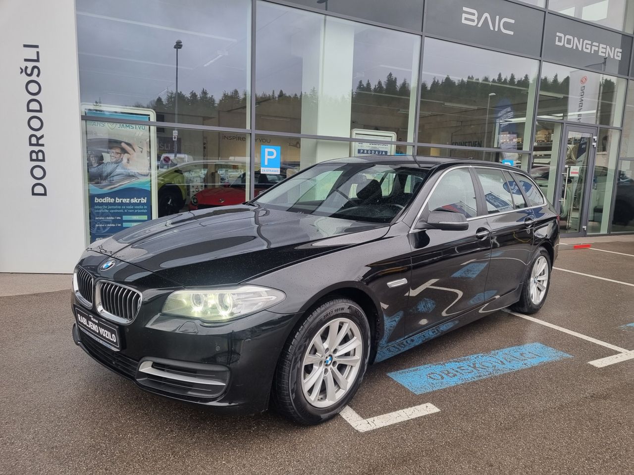 Zunanja slika - BMW serija 5 Touring - Serija 5 520d xDrive AVTOMATIK-NAVIGACIJA-PDC-ISOFIX - 12