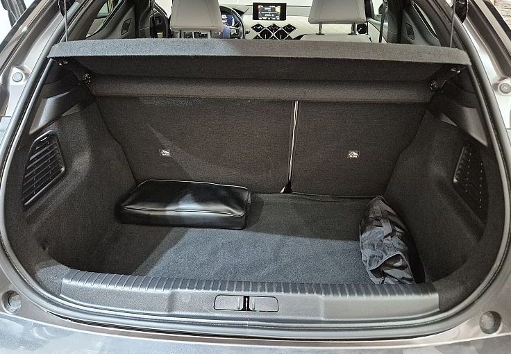 Zunanja slika - DS DS 3 Crossback - Rivoli 1.5L BlueHDi Rivoli Oprema ODLIČNO OHRANJEN - 11
