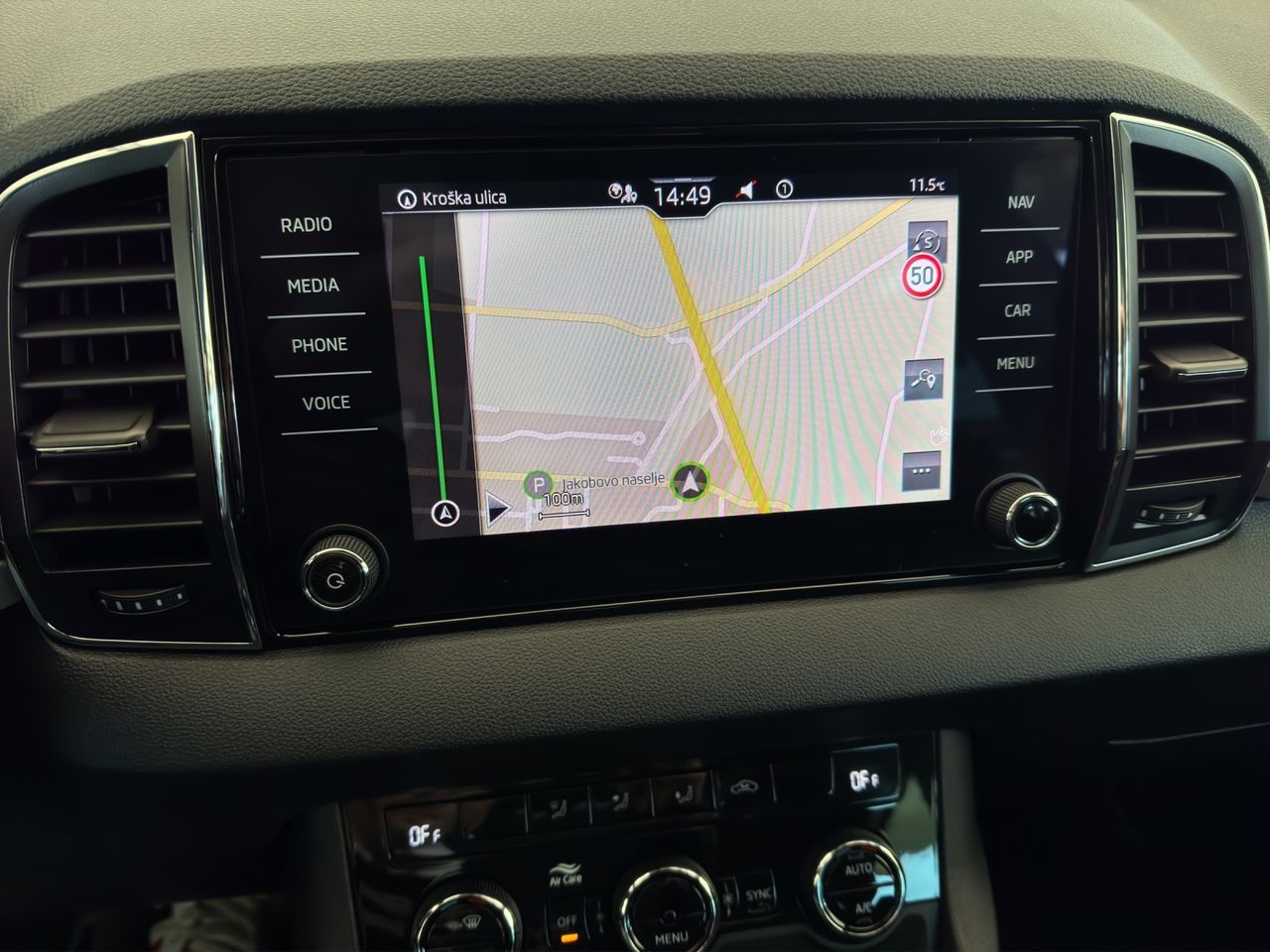 Zunanja slika - Škoda Karoq - 1,5 TSI - 10