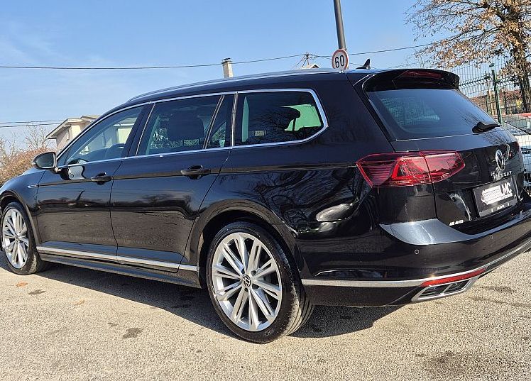 Zunanja slika - VW Passat - Variant 2.0 TDI 4M R-line avt. 200ks MATRIX VIRTUAL PANO - 4