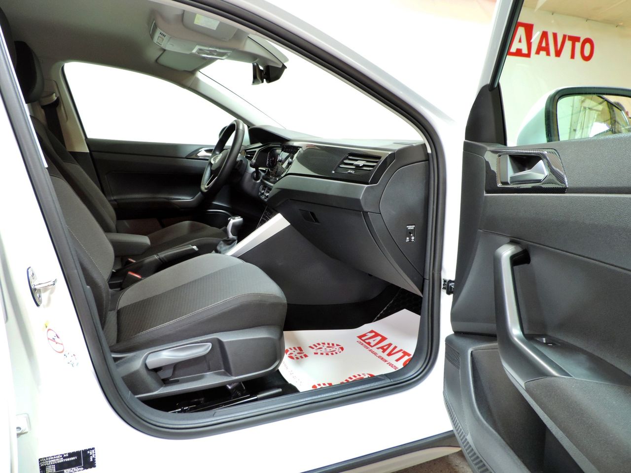 Zunanja slika - VW Taigo - 1.0 TSI avt. 4ALL 115 LED-KAMERA-ACC - 11