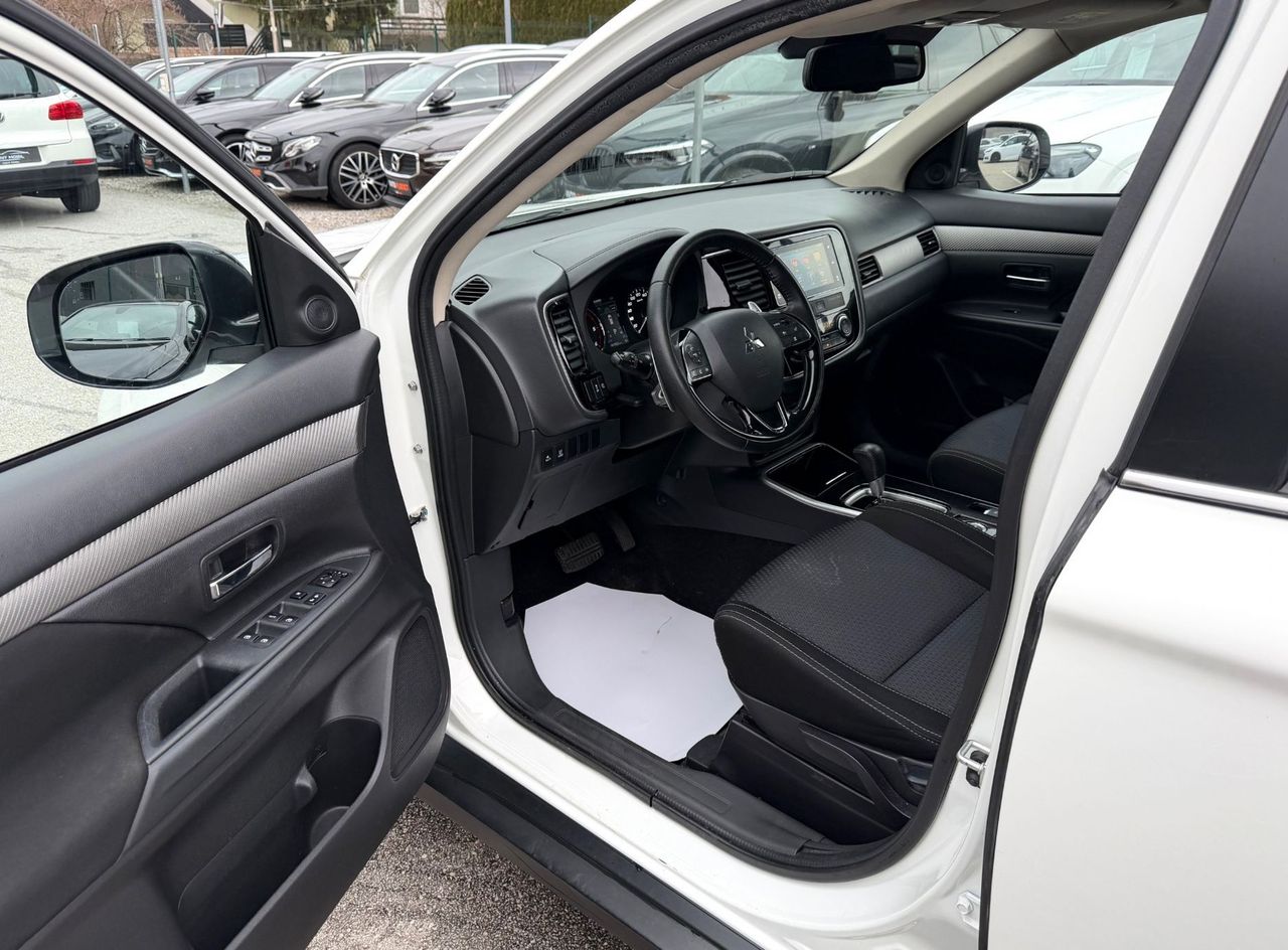 Zunanja slika - Mitsubishi Outlander - 2.2 DI-D 4WD AUT INSTYLE 7SEDEŽEV XENON ACC KAMERA - 13