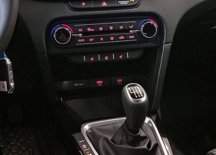 Zunanja slika - KIA XCeed - 1.5 T-GDi EX Way ISG. ODPRODAJA - 9