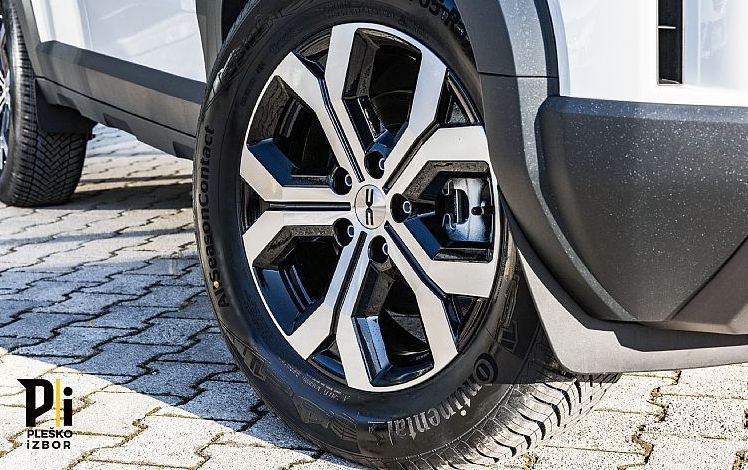 Zunanja slika - Dacia Duster - 1.2 TCe 130 4x4 EXPRESSION - 16