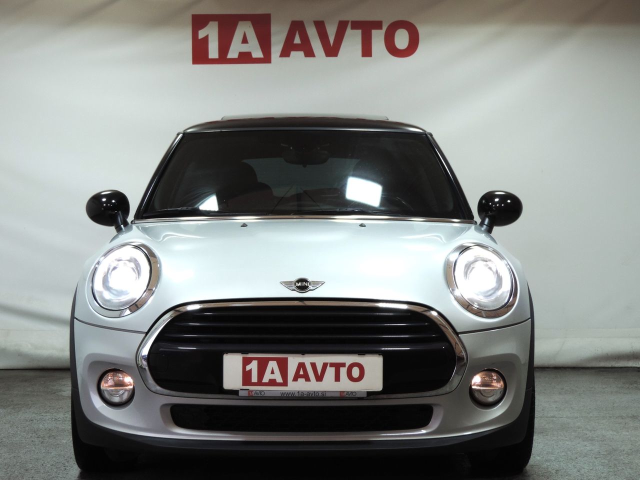 Zunanja slika - MINI Cooper - D 116 Avt. PANORAMA-LED-AVT. KLIMA-DELNO USNJE.. - 2