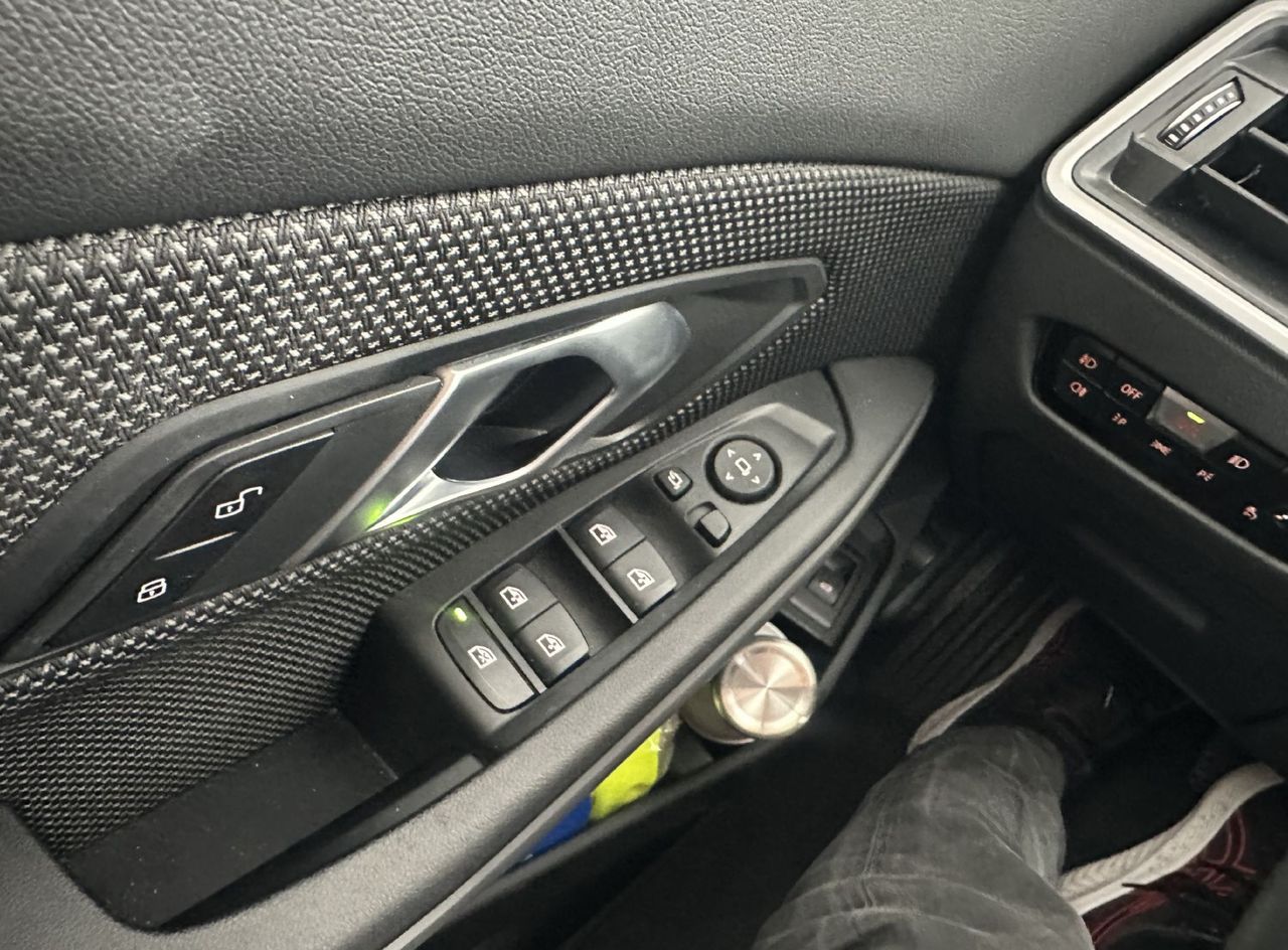 Zunanja slika - BMW Serija 3 - Touring: 318d Touring.NAVI.PDC.KONFORT.ZAKLEPANJE.KLJUKA - 13