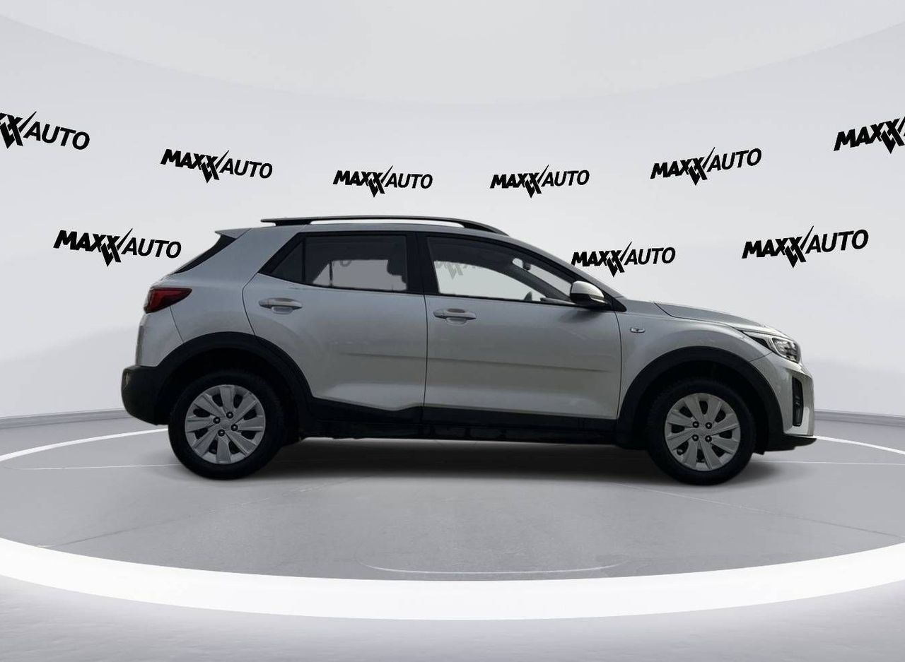 Zunanja slika - KIA Stonic - 1.2 DPI  LX Fun M T - 4