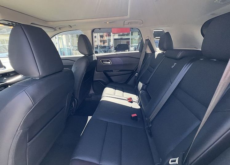 Zunanja slika - Nissan X-Trail - 1.5 HEV E-4ORCE 213 TEKNA 8 let jamstva ZALOGA - 7