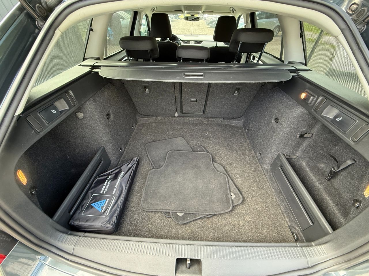 Zunanja slika - Škoda Octavia - 2.0 TDI 110KW Avt - 10