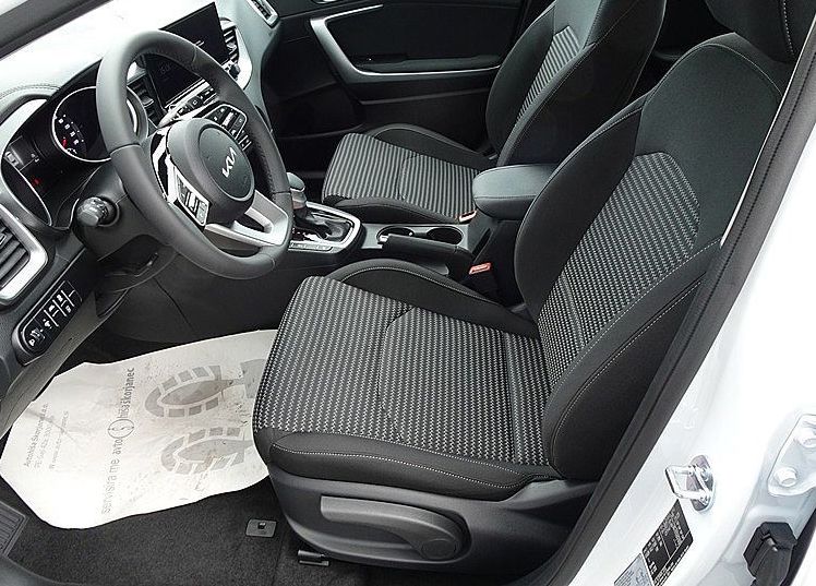 Zunanja slika - KIA XCeed - 1.6 T-GDi LX SMART ISG 7DCT + ZIMSKE GUME + 30° - 7