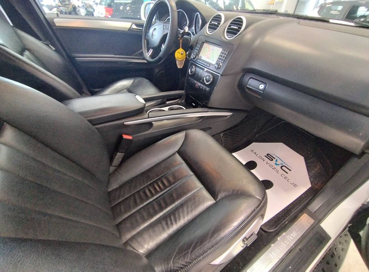 Zunanja slika - Mercedes-Benz ML-Razred - ML 420 CDI-4X4-KAM-NAVI-2X-PDC-SLOVENSKI-1.LASTNIK - 10