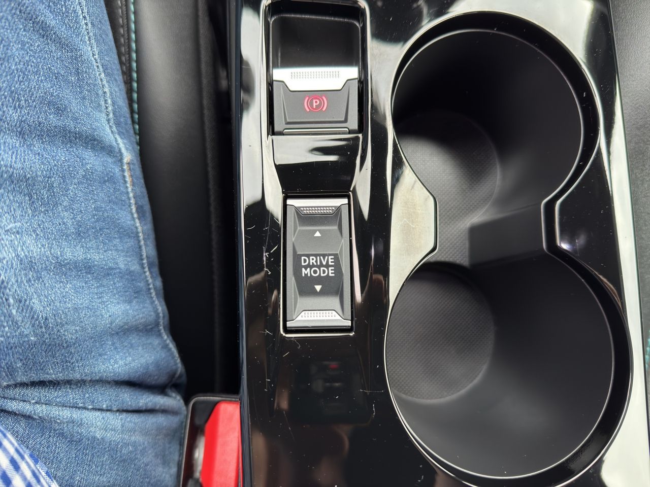 Zunanja slika - Peugeot 2008 - 1,2 PureTech 100 S&S Allure - 17