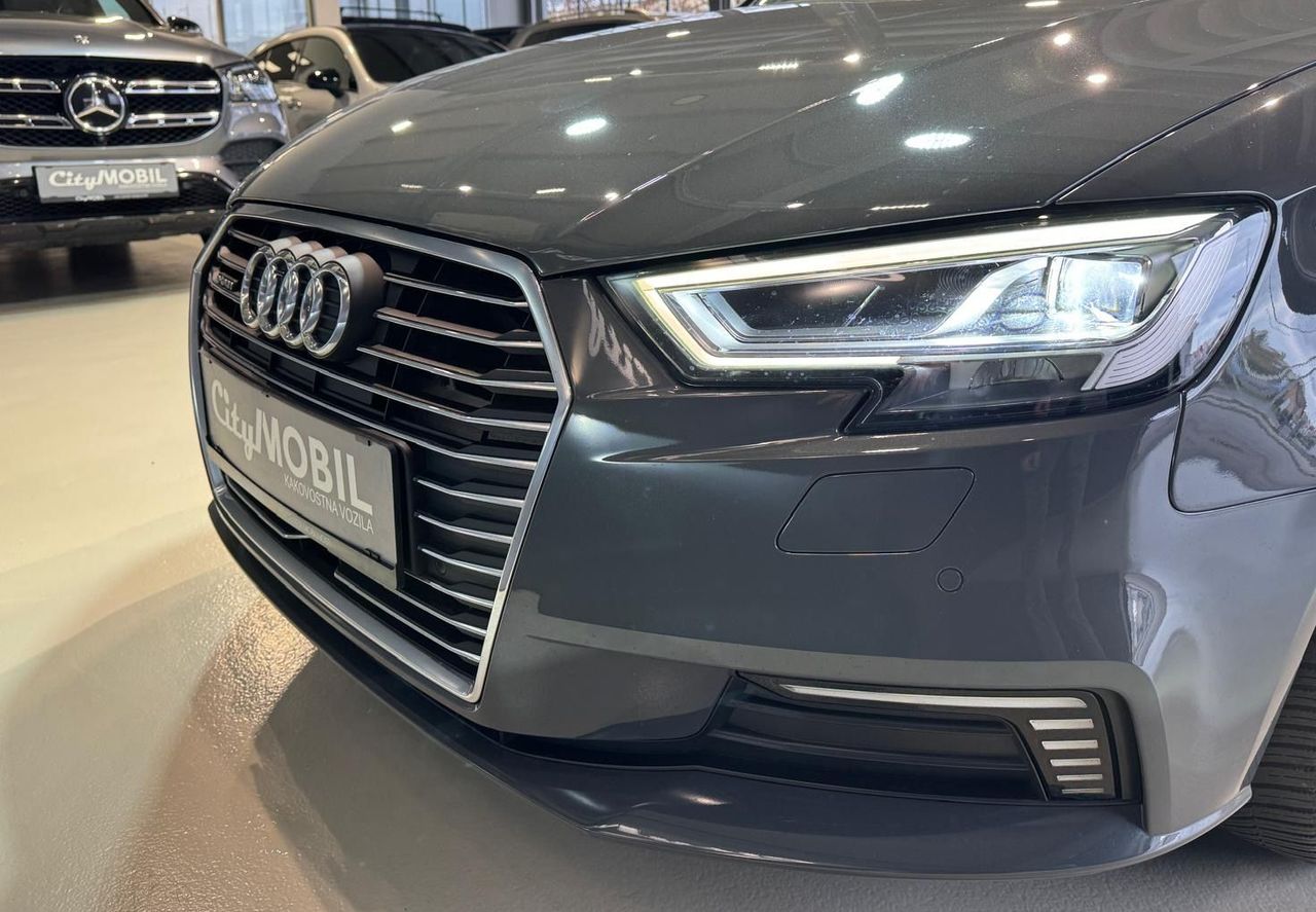 Zunanja slika - Audi A3 - -40-ETRON-S LINE-VIRTUAL-NAVIGACIJA-LED-ALU - 9