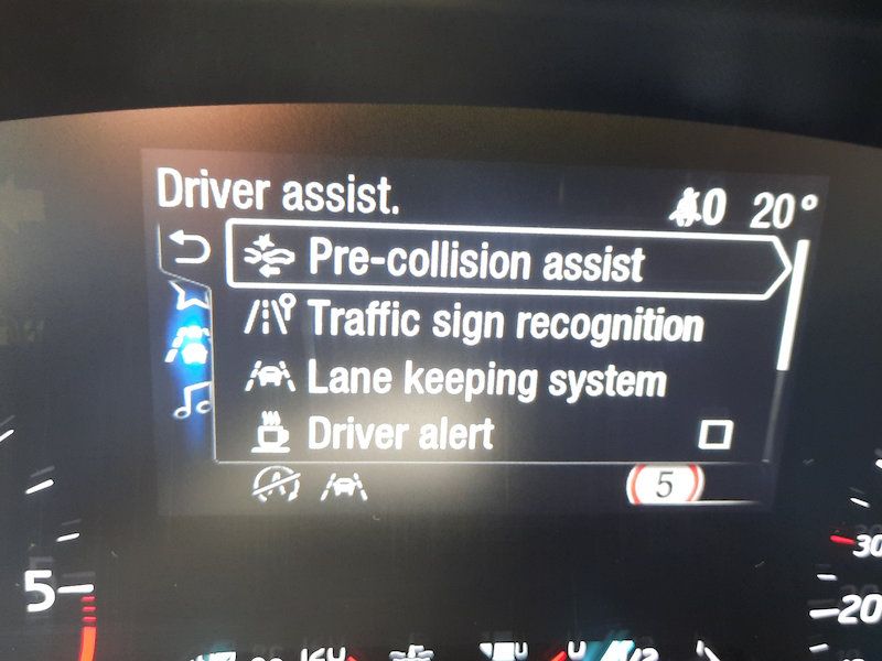 Zunanja slika - Ford Focus - Titanium 1.5 EcoBlue 120KM-RADAR-ZIMSKI PAKET - 14