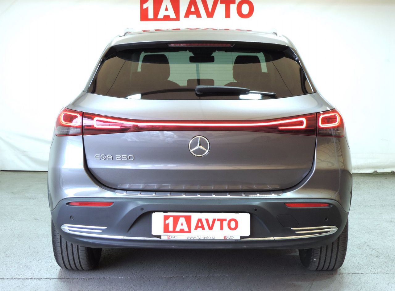 Zunanja slika - Mercedes-Benz EQA - 250  LED-KAMERA-MRTVI KOTI - 6
