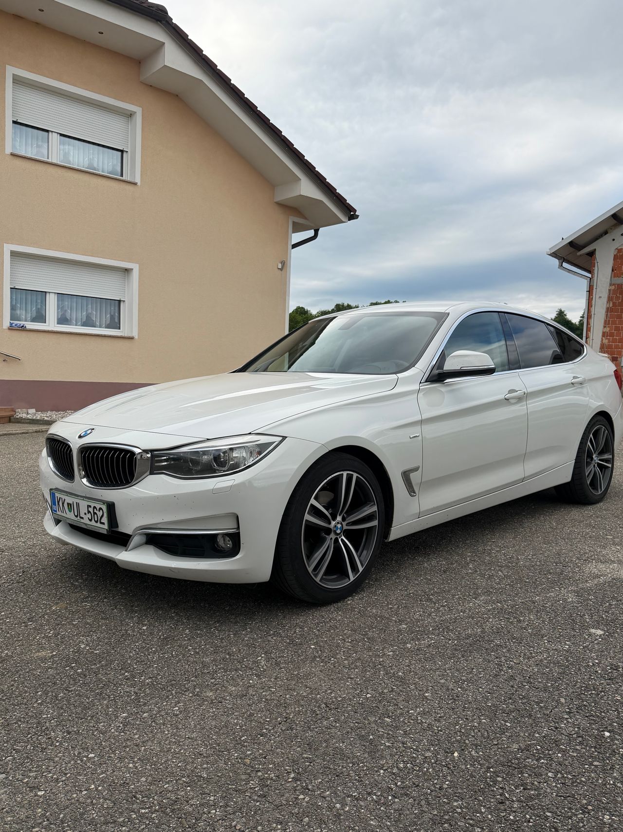 Zunanja slika - BMW Serija 3 - / - 2