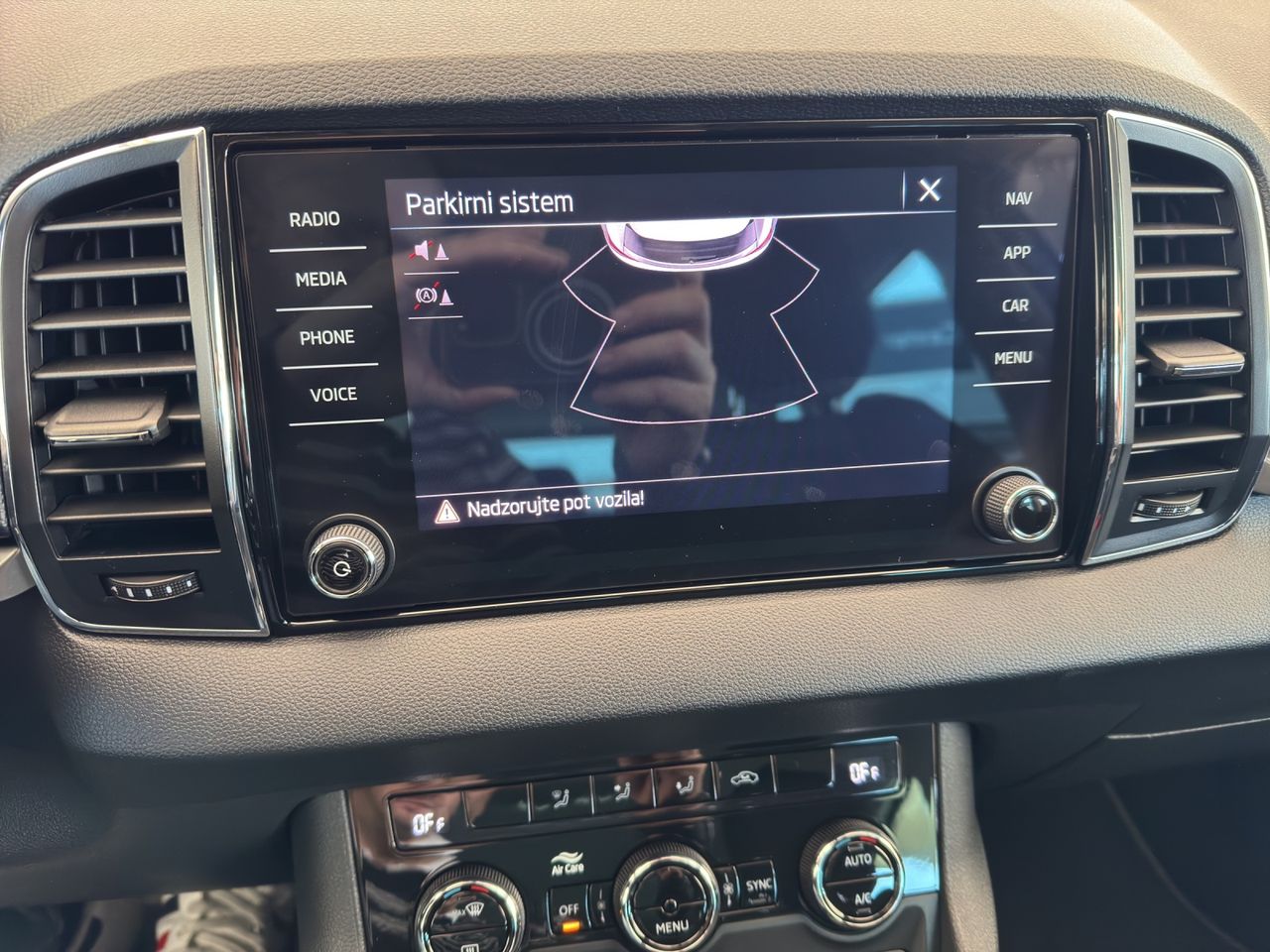 Zunanja slika - Škoda Karoq - 1,5 TSI - 11