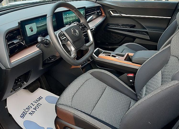 Zunanja slika - KG Mobility Torres - EVX EXPLORE - 7