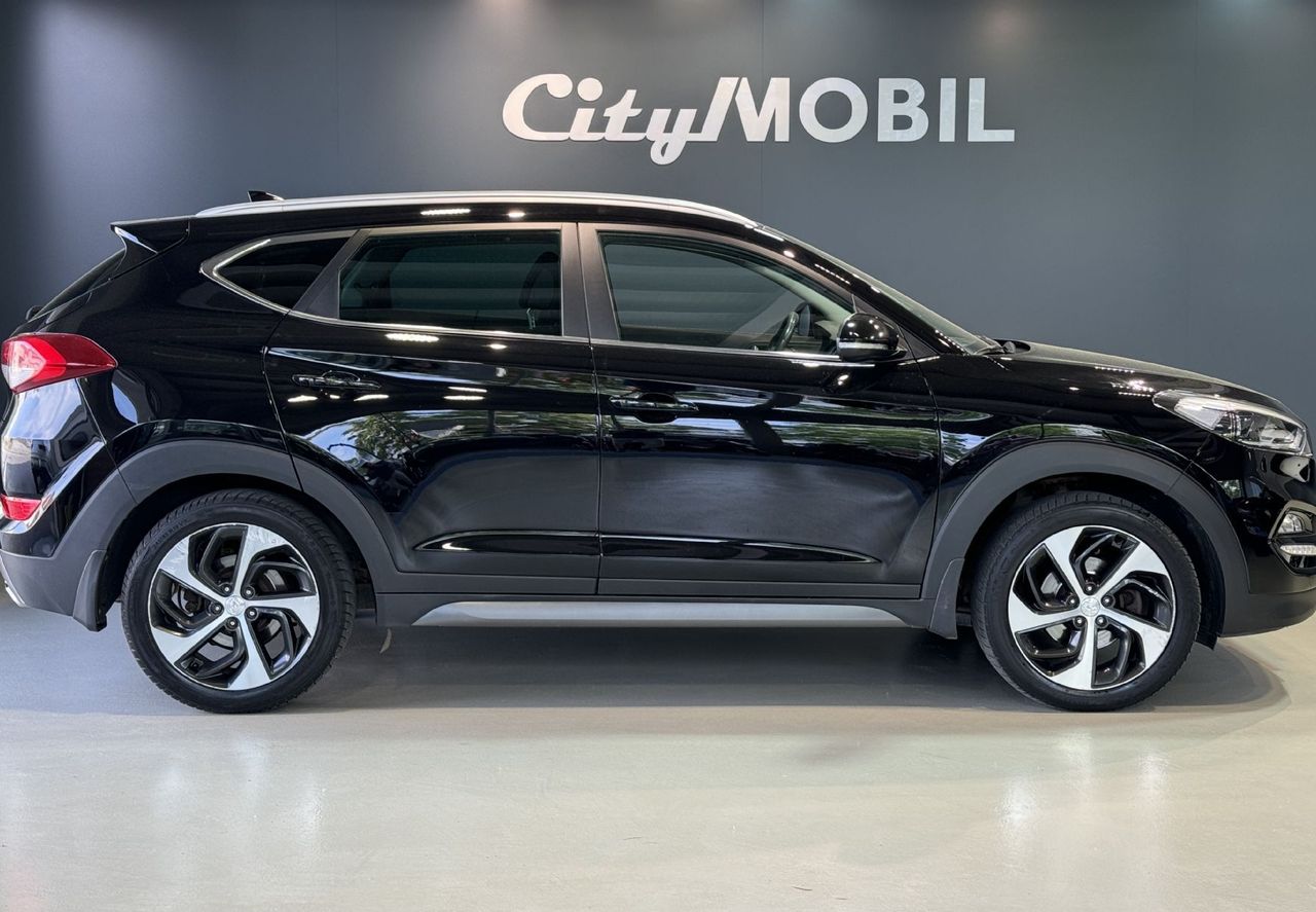 Zunanja slika - Hyundai Tucson - 1.LASTNIK-SLO-4WD-NOVI MOTOR-KAMERA-NAVI-GRETJE SE - 4