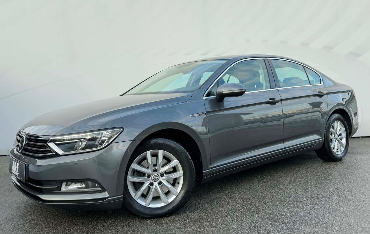 Zunanja slika - VW Passat - 2.0 TDI-4X4 POGON-H LINE-LIZING ZA TUJCE-NAVI- - 1