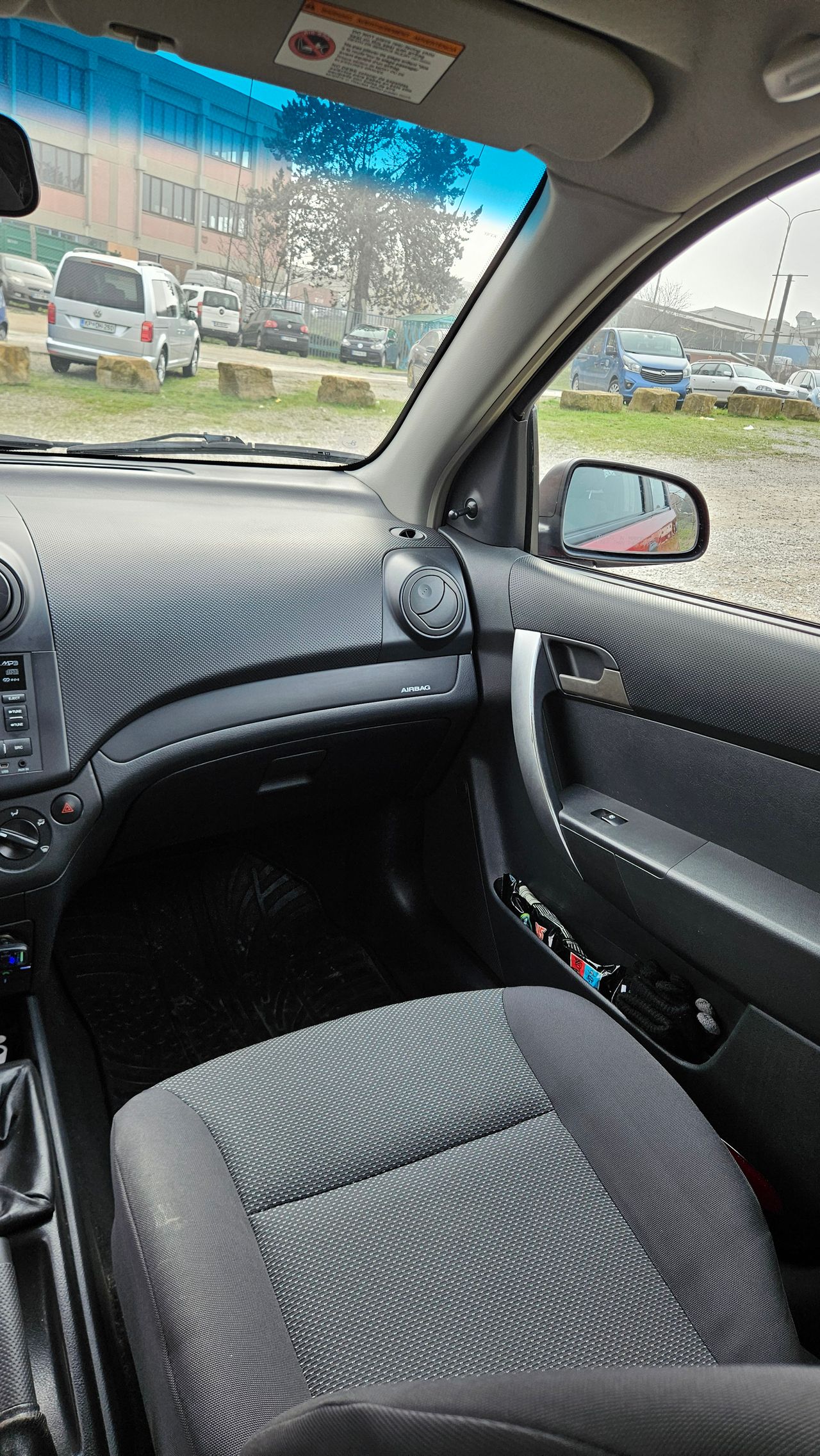 Notranja slika - Chevrolet Aveo - 1,2 16V Base - 6