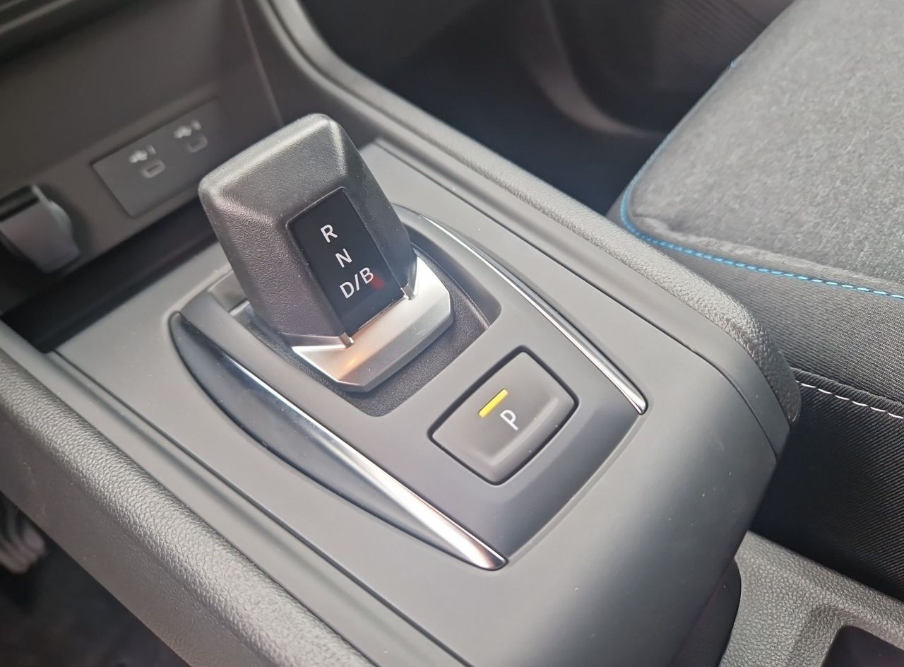 Zunanja slika - Renault Captur - E-Tech 160 evolution + paket KLIMA. NAVI in PARK - 17