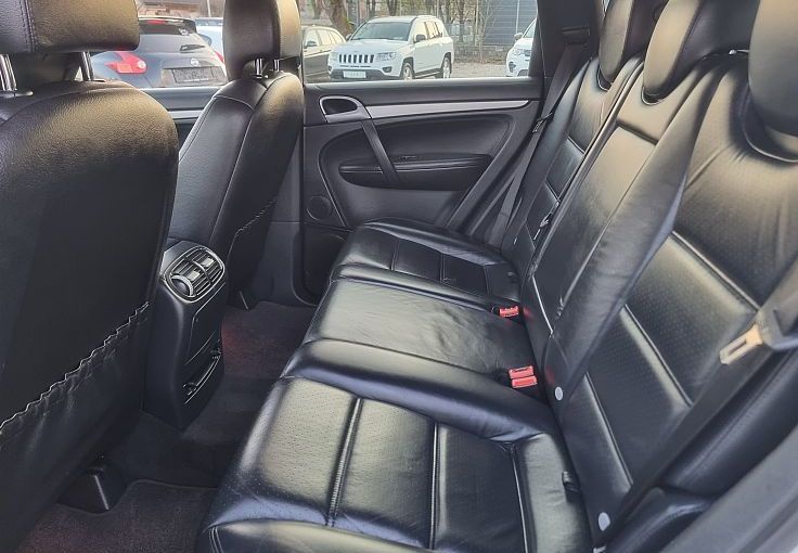 Zunanja slika - Porsche Cayenne - 3.0 TD 4X4 Tiptronic - HITRI KREDIT BREZ POLOGA - 12