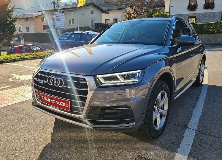 Zunanja slika - Audi Q5 - 40 TDI quattro S tronic Sport 140kW - 2