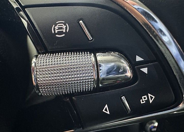 Zunanja slika - Škoda Kamiq - Scout 1.5 TSI 110kW.NEMŠKI.KAMERA.LED.NAVI.2024 - 12