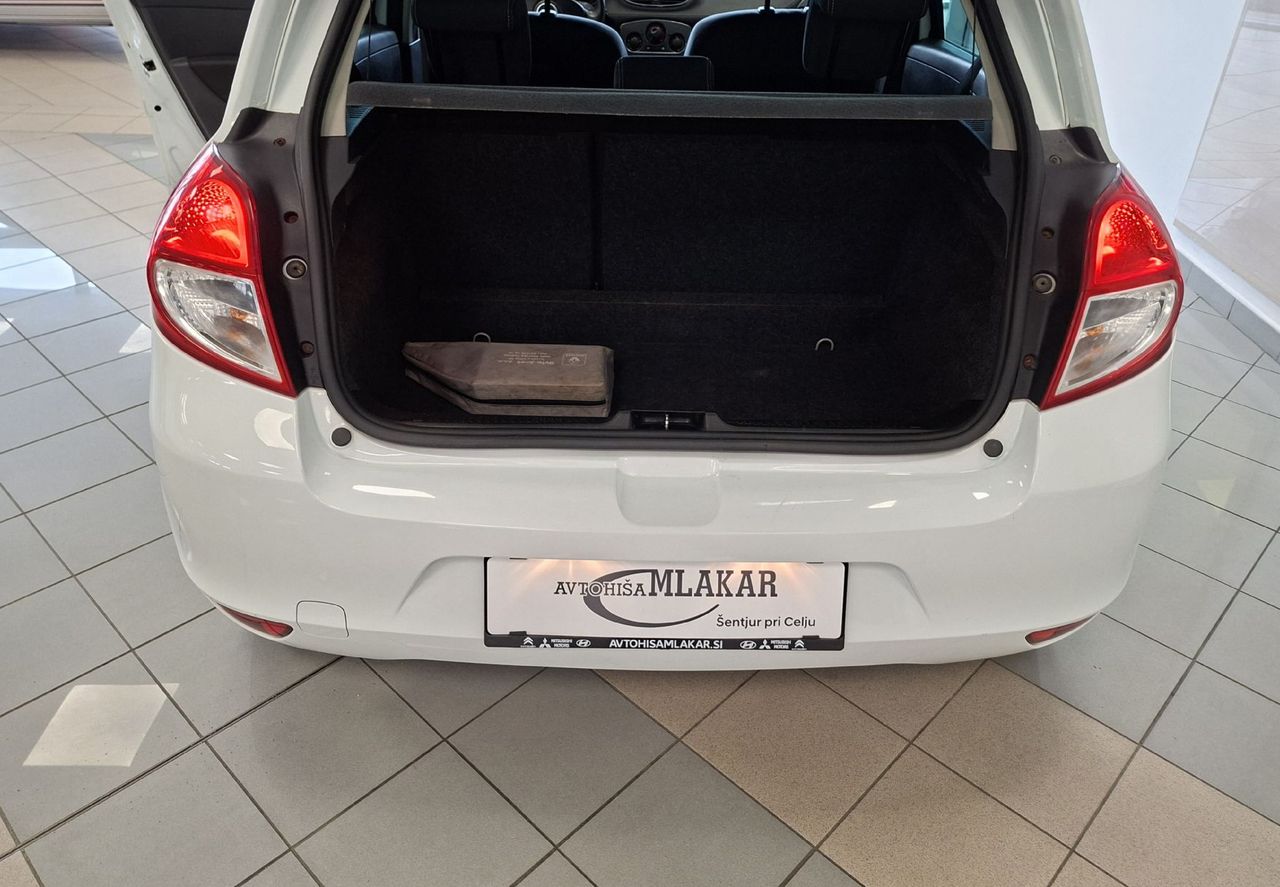 Zunanja slika - Renault Clio - Authentique 1.2 16V 5v-HITRI KREDIT- - 15