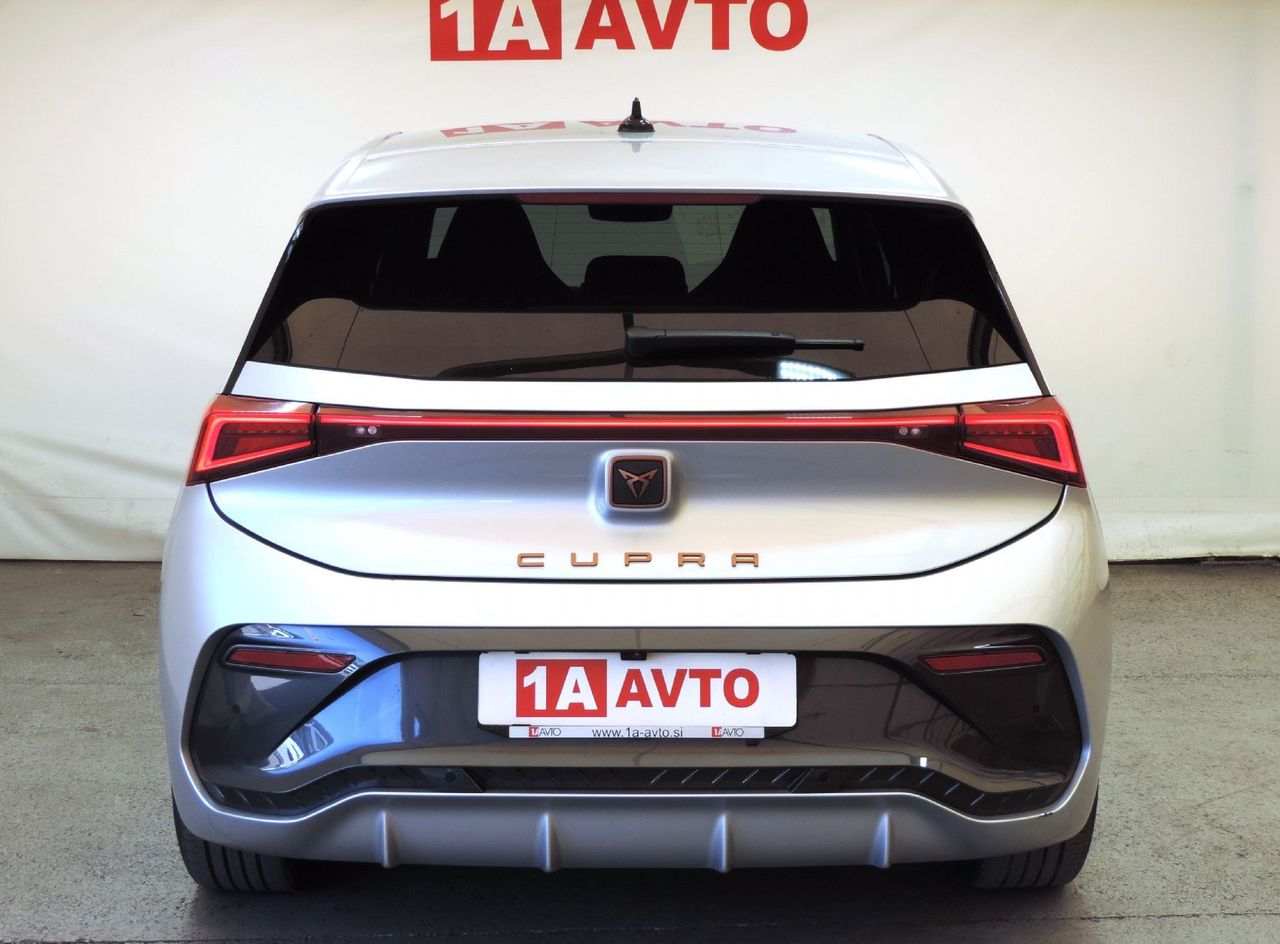 Zunanja slika - Cupra Born - Boost 170 Kw  ACC-LED-KAMERE 360-MRTVI KOT - 6