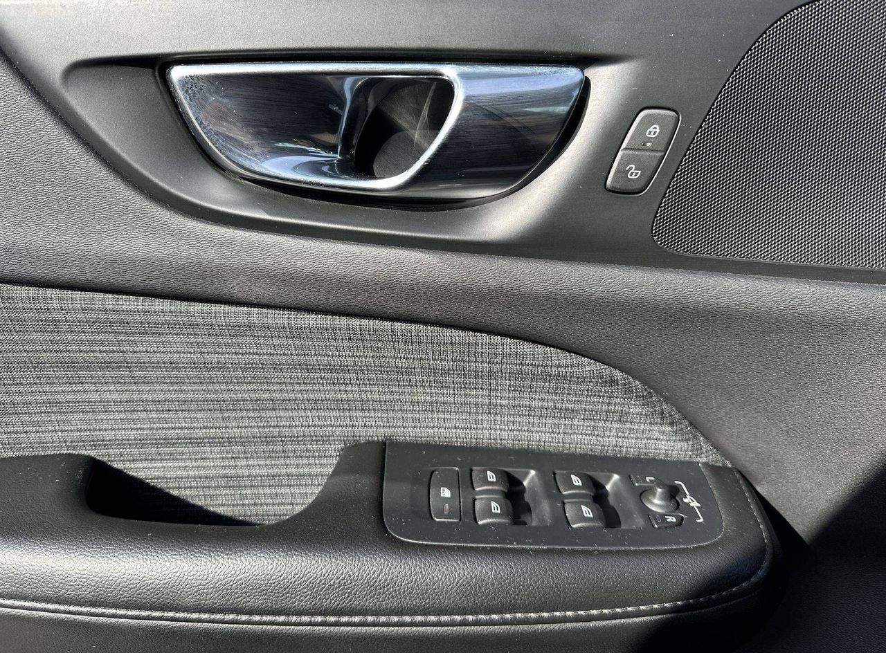 Zunanja slika - Volvo V60 - B4D Momentum Avt. - 13