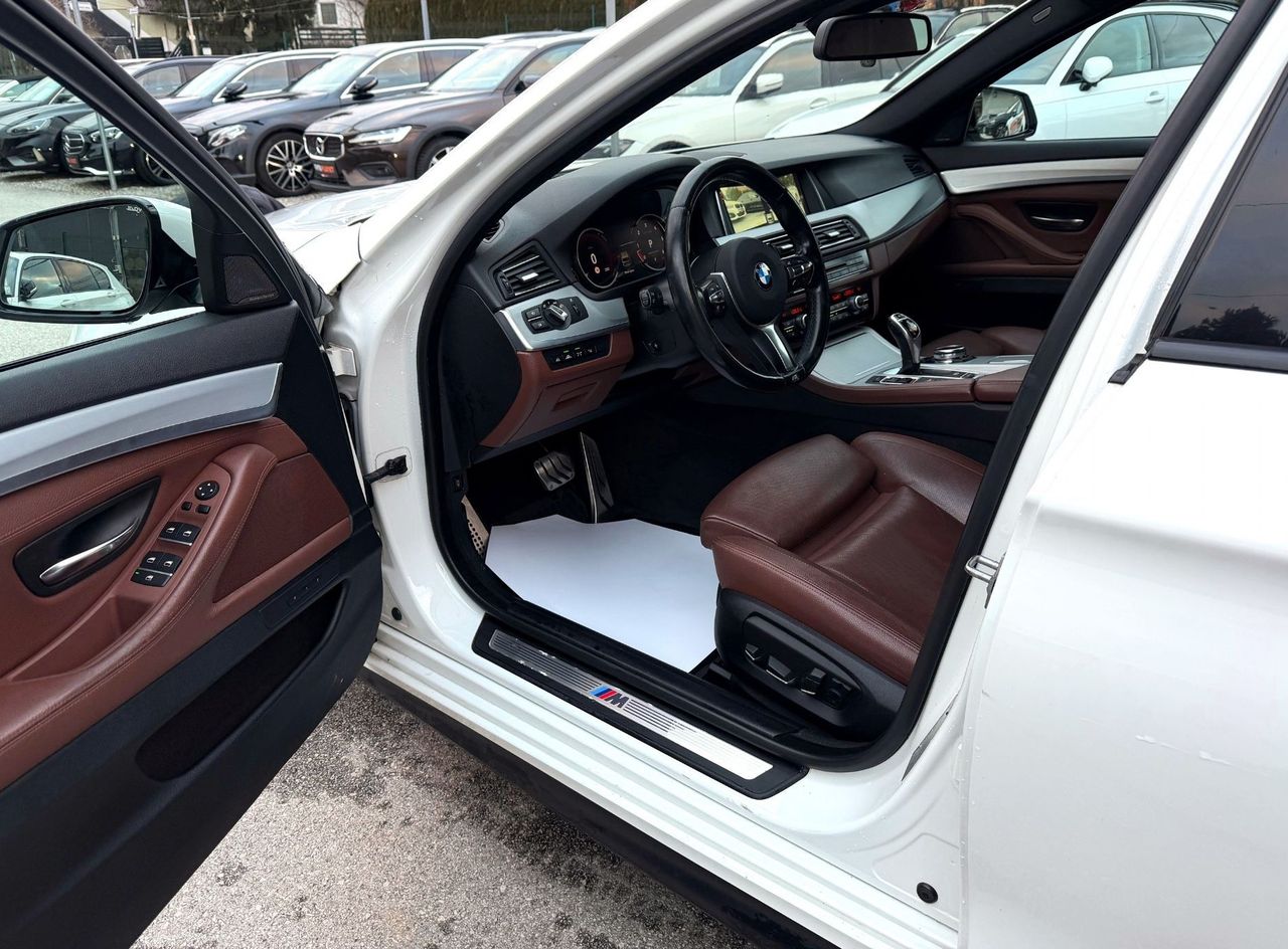 Zunanja slika - BMW Serija 5 - Touring: 530d xDrive M SPORT SLO 1.LASTNIK FULL LED ACC - 12