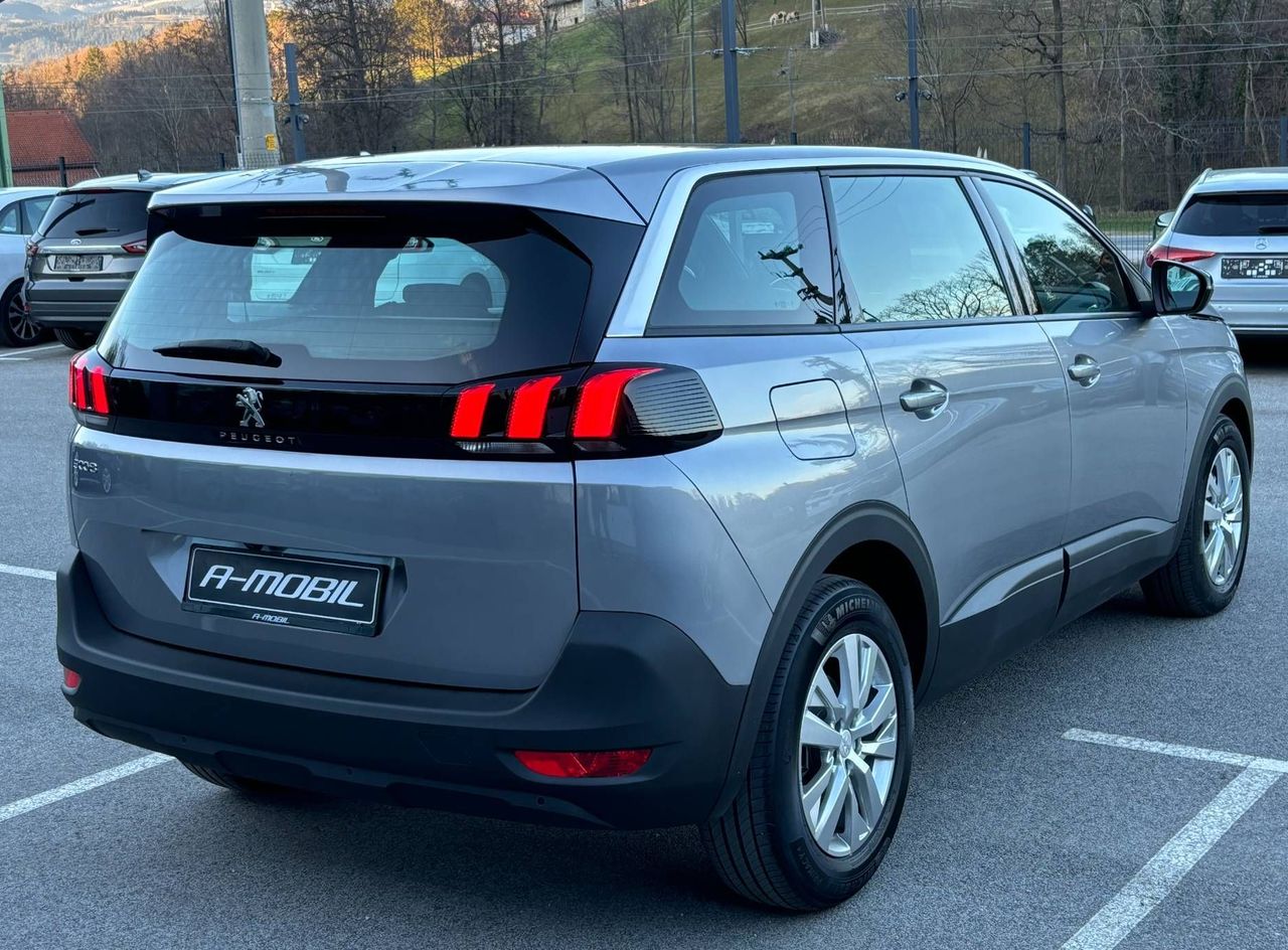 Zunanja slika - Peugeot 5008 - 1.2 PURETECH 130 ACTIVE PACK EAT8 LED-KAMERA-NAVI - 3