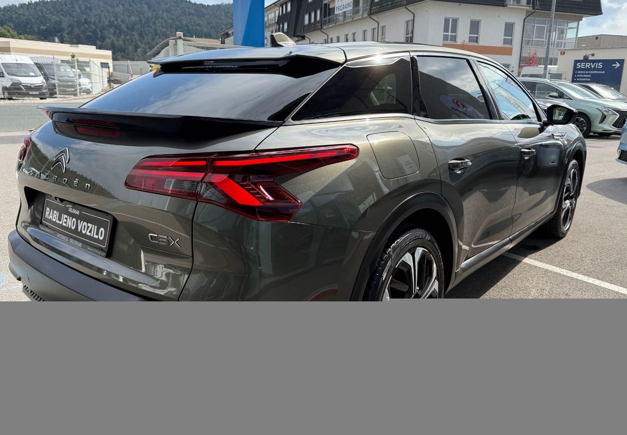 Zunanja slika - Citroën C5 X - 1.6 PHEV Shine - POTRJENA SERVISNA + AKCIJSKA CENA - 6
