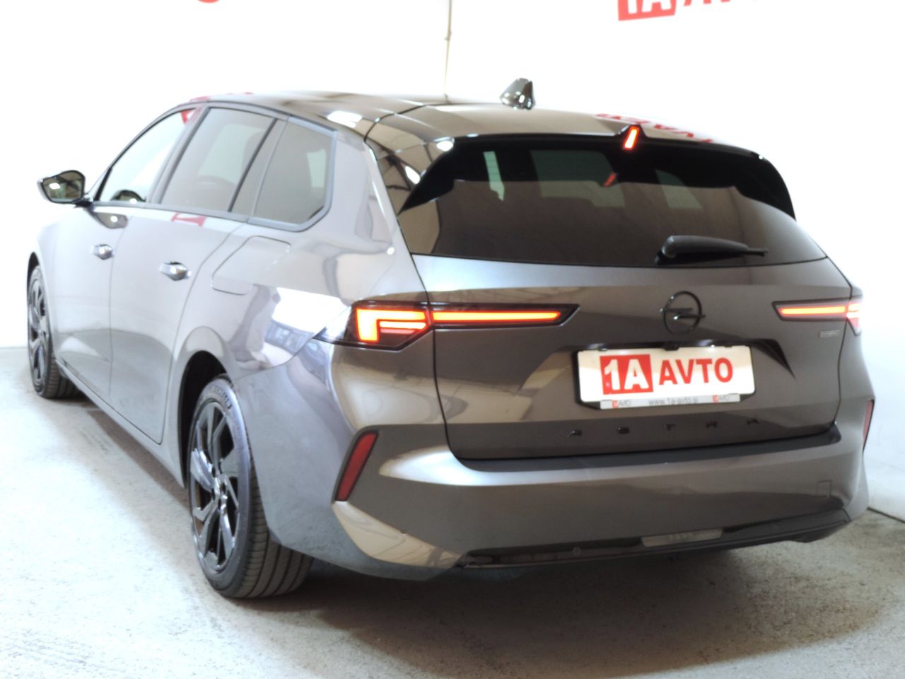 Zunanja slika - Opel Astra - 1.6 PHEV 180  GS Auto ST PRIKLJUČNI HYBRID - 13