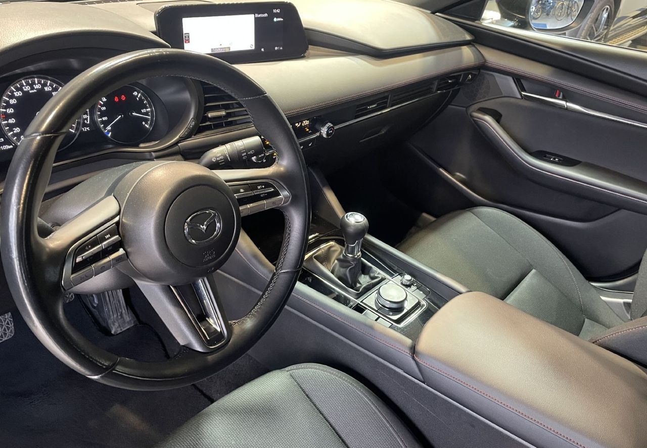 Zunanja slika - Mazda Mazda3 - HEAD UP-KEYLESS-VIRTUAL-NAVIGACIJA-KAMERA-ACC-LED - 6