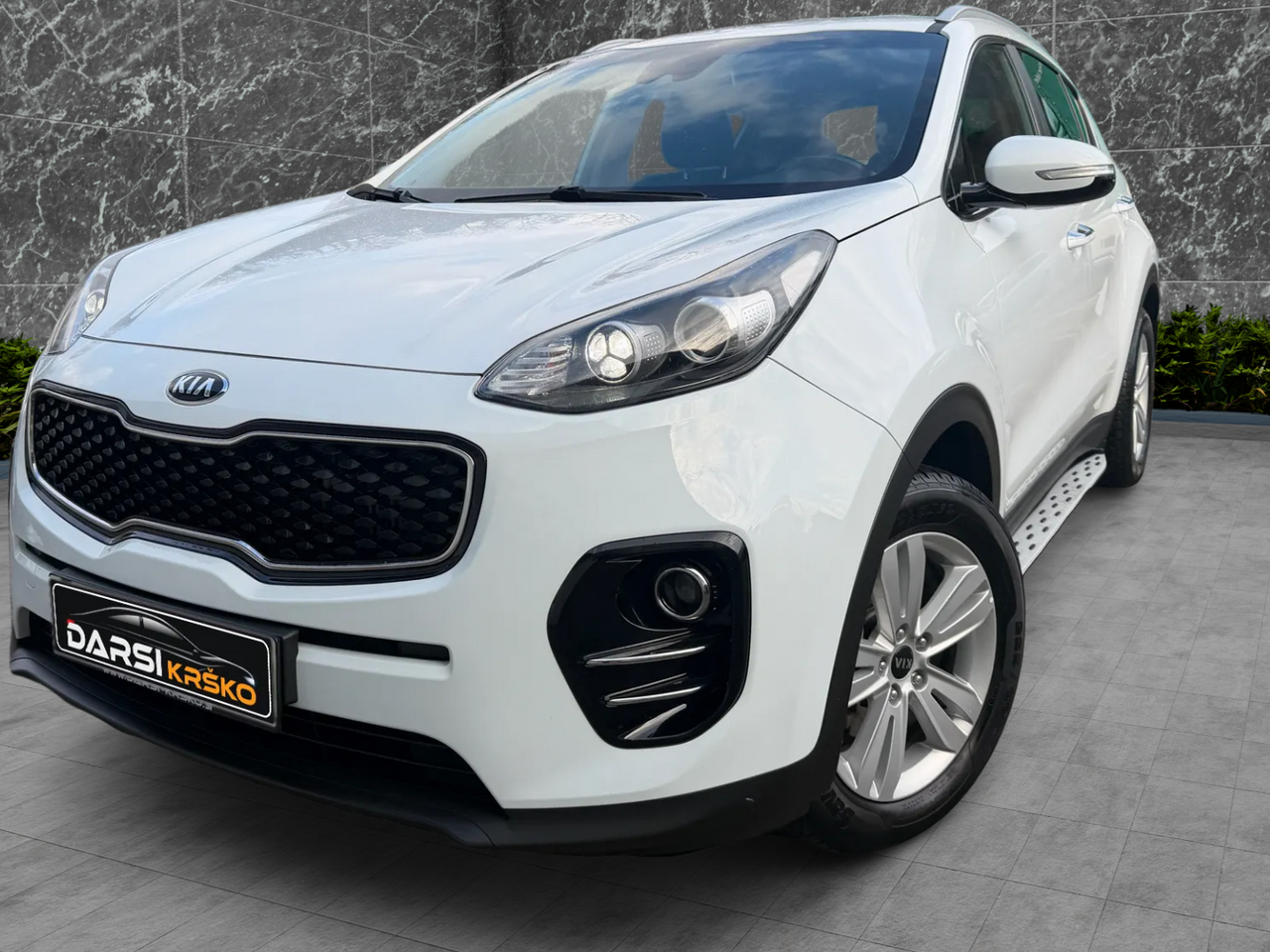 Zunanja slika - KIA Sportage - 1.7 CRDi 116HP SLOVENSKA NAVI KAMERA PDC ALU17 - 7