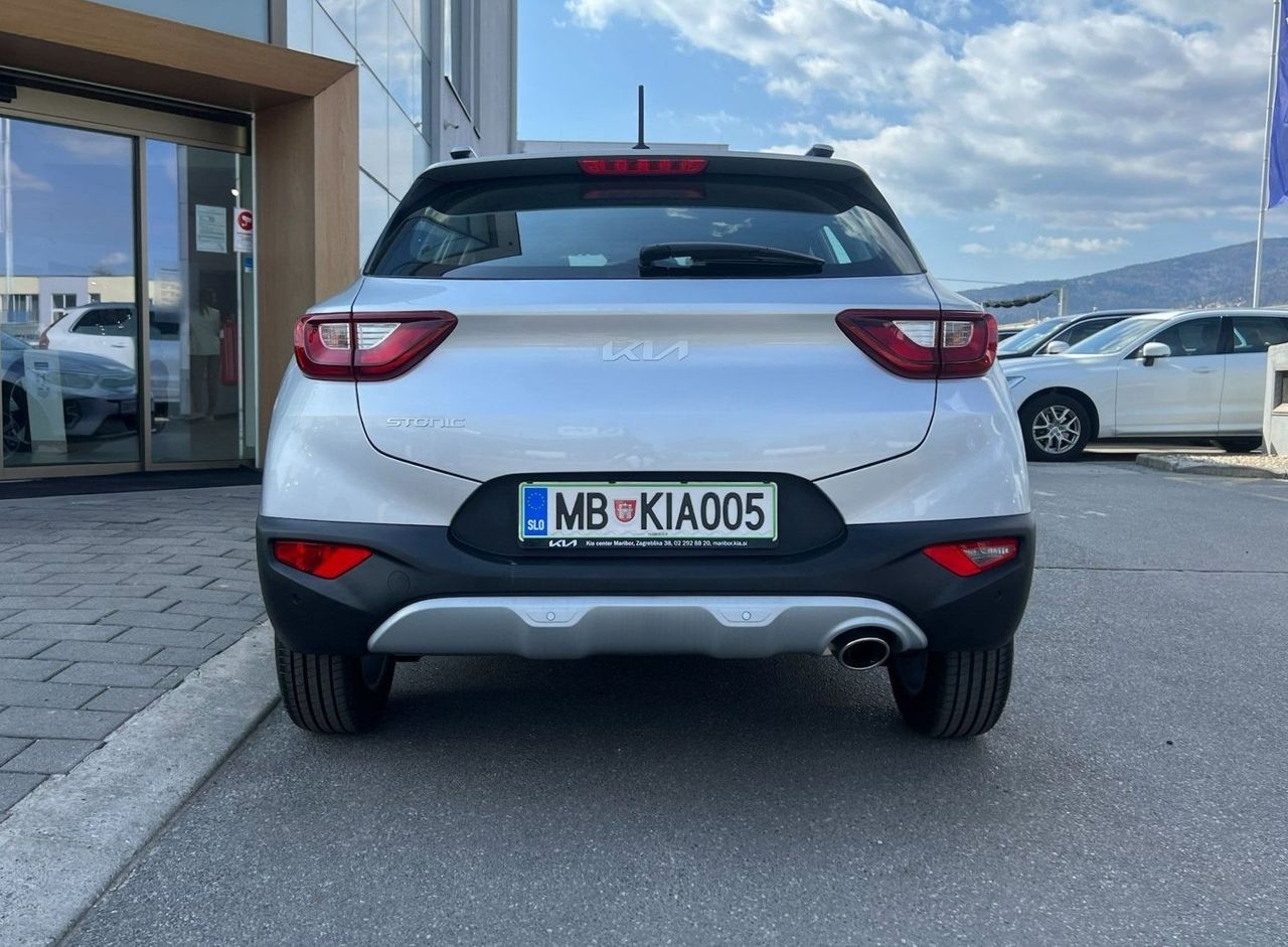 Zunanja slika - KIA Stonic - 1.2 DPI 57.9 kW  79 KM  LX Urban+ M T - 5