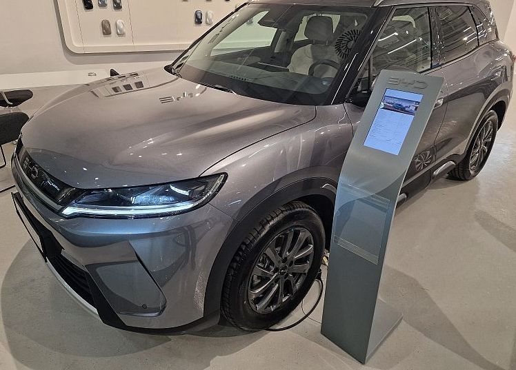 Zunanja slika - BYD ATTO 2 - DM-i BOOST PHEV 156kW baterija18kWh- doseg 1000 km - 1