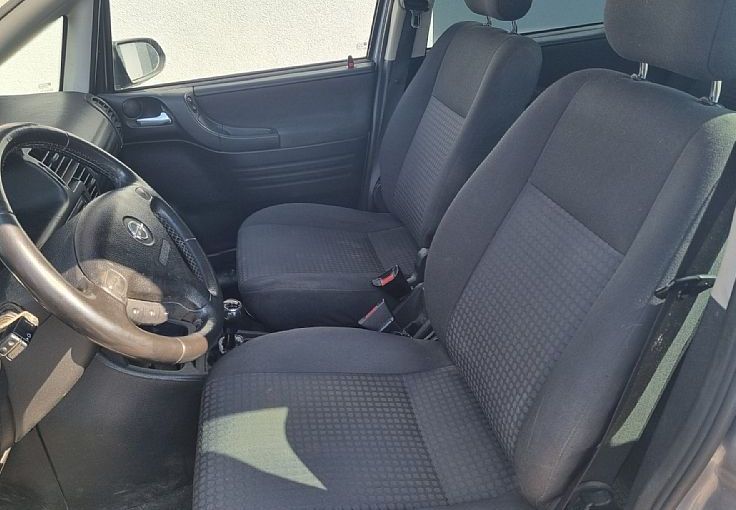 Zunanja slika - Opel Zafira - Comfort 2.2 DTI - 6