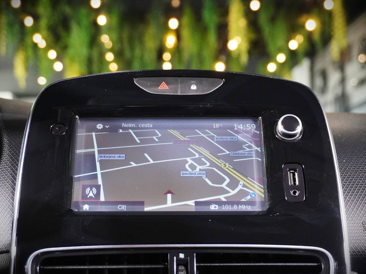 Zunanja slika - Renault Clio - 1,2 16V Zen - 12