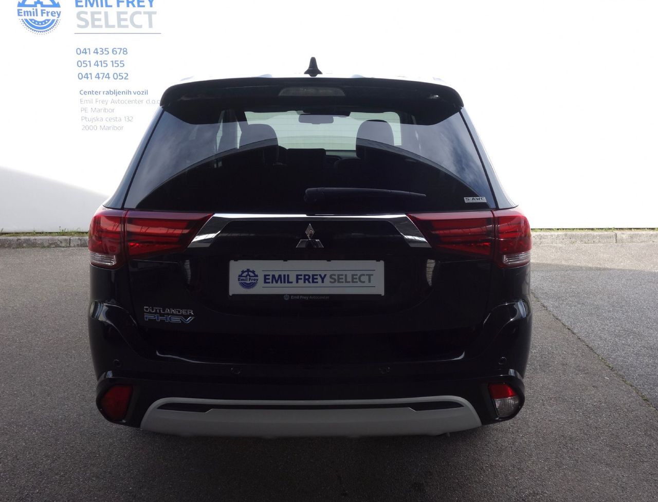 Zunanja slika - Mitsubishi Outlander - PHEV 2.4 MIVEC Twin Motor INSTYLE+ - 4