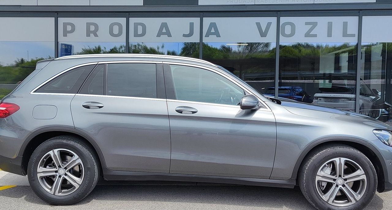 Zunanja slika - Mercedes-Benz GLC-Razred - GLC 220 d 4MATIC Exclusive Avt.Keyless Go LED - 4