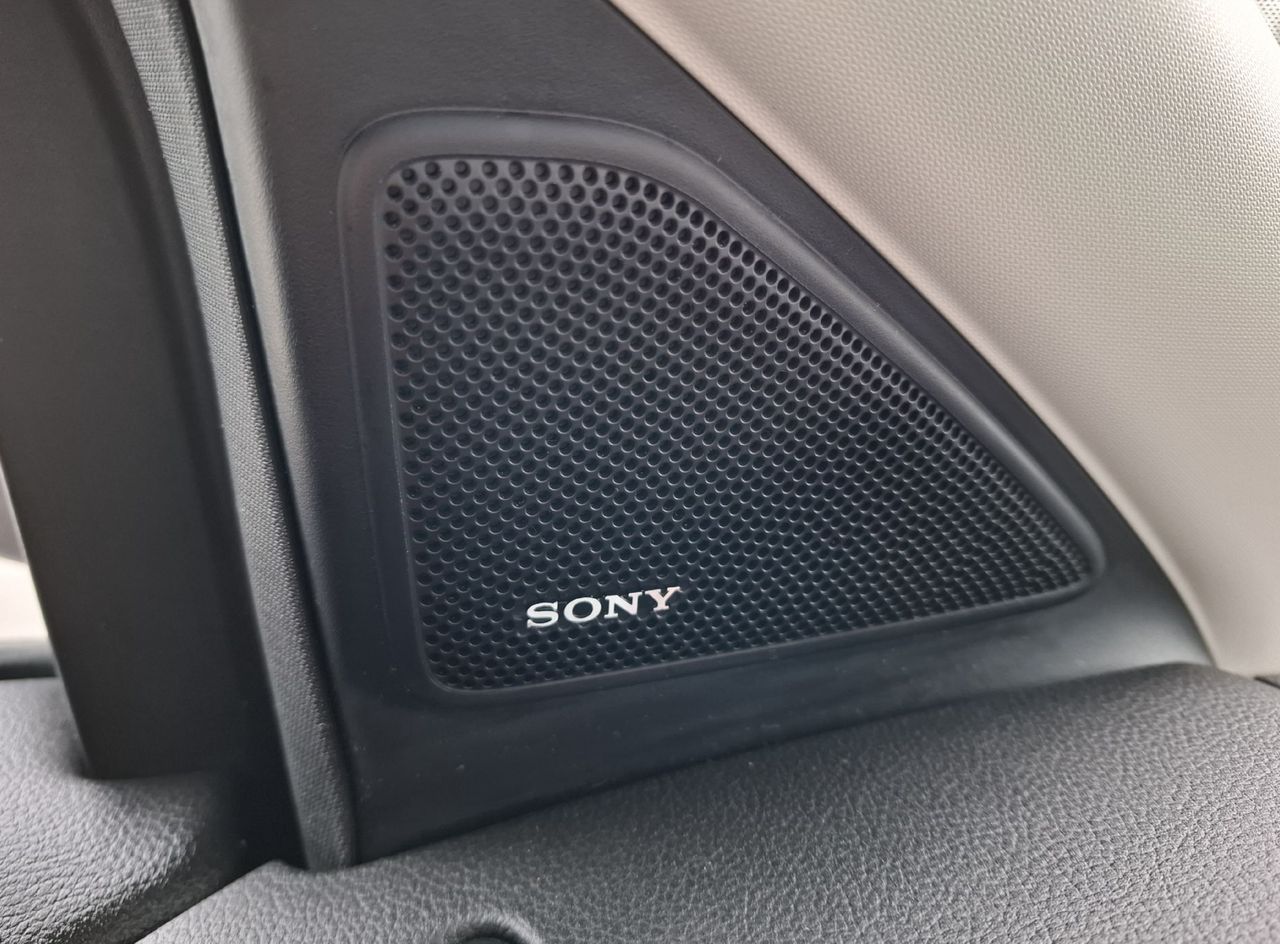 Zunanja slika - Ford Kuga - 2.0 TDCi 110kW AWD AVTOMATIK + SERVISNA KNJIGA - 18