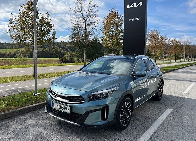 Zunanja slika - KIA XCeed - 1.5 T-GDi EX Way+ ISG. 7DCT 103 kW - 1